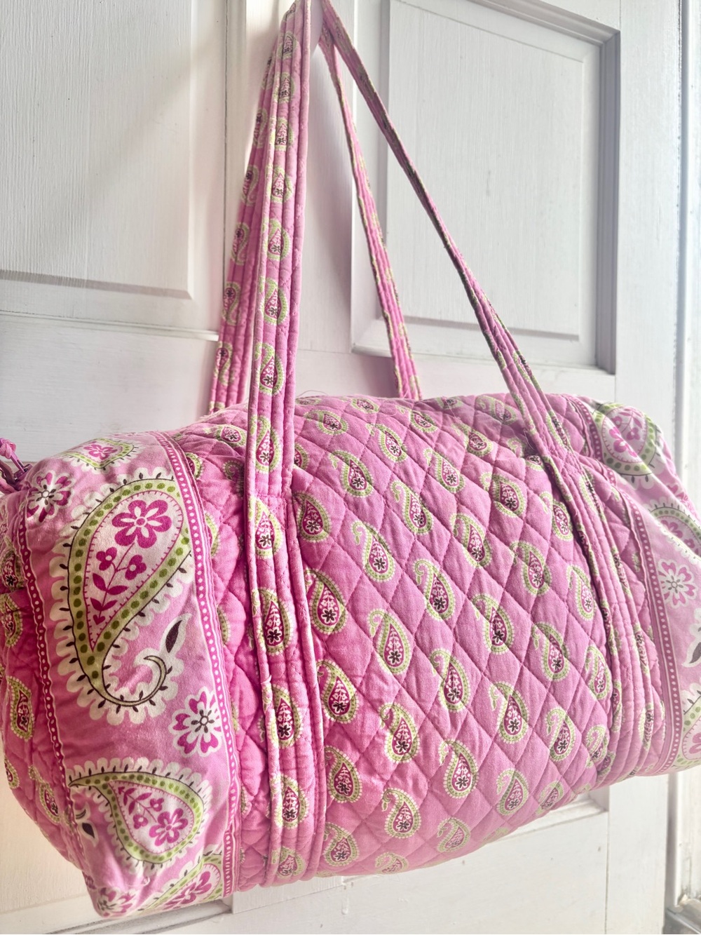 💖 Vera Bradley Bermuda Pink Small Duffel Bag Retired Paisley Print Quilted Y2K - Picture 3 of 11